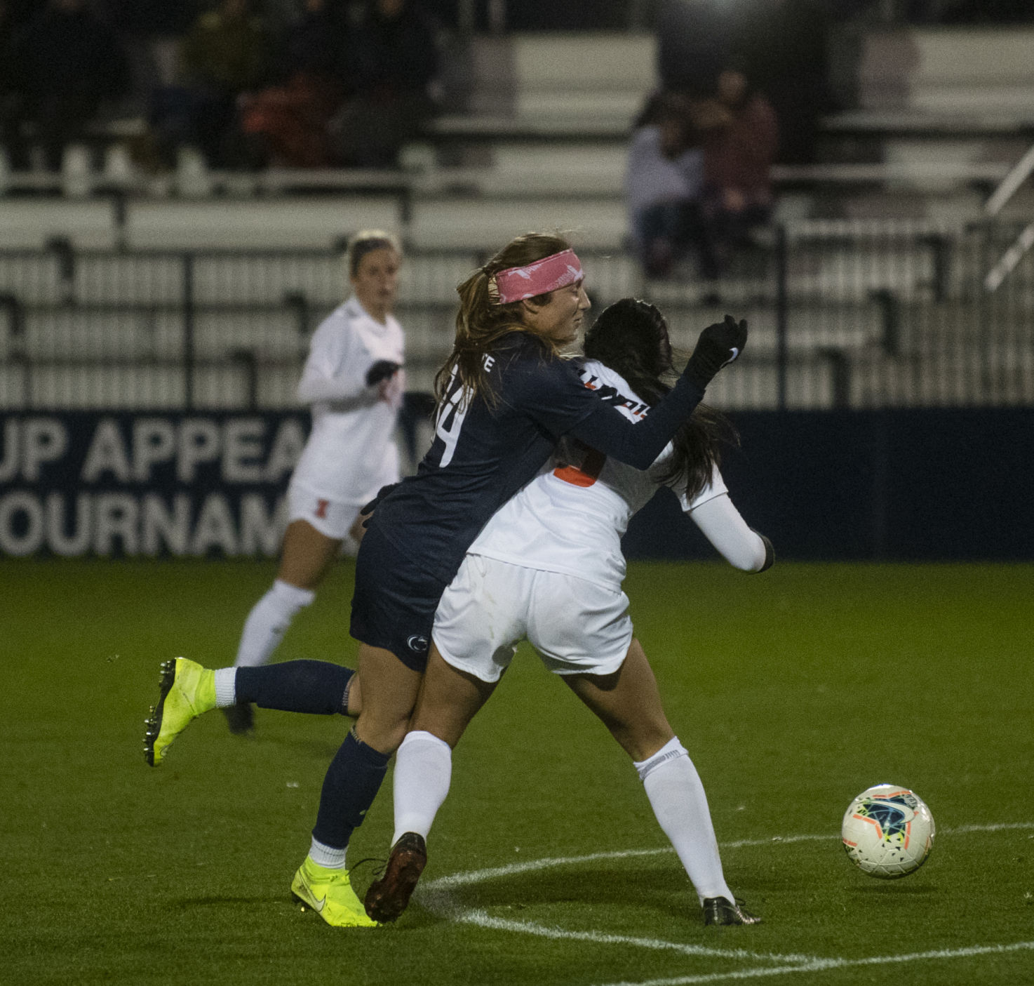 Women's Soccer vs. Illinois, Schlegel (34)